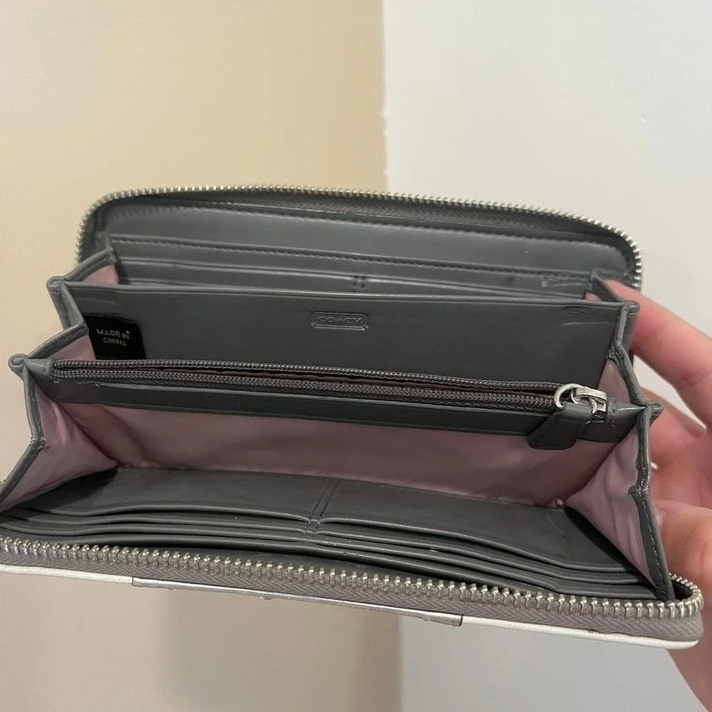 y2k 2000s Coach Accordion Signature Cs Monogram Wallet / organizer